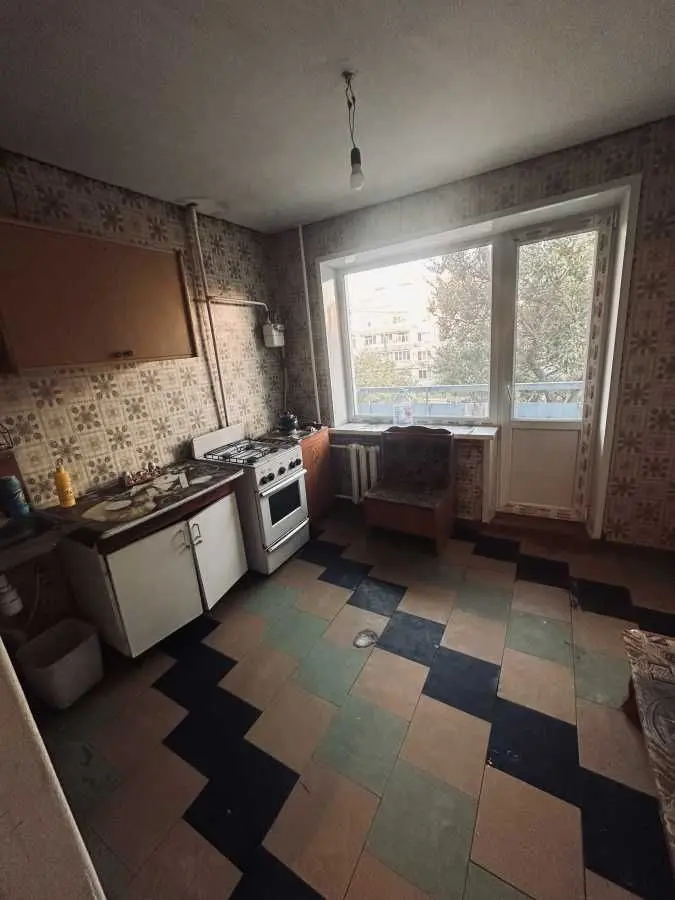 Фото Продаю 3 кімнатну квартиру, 68 кв. м, Шахтарської Слави бульв. (Артема) 4 Тернівка, ціна: 15000 USD, код 7779