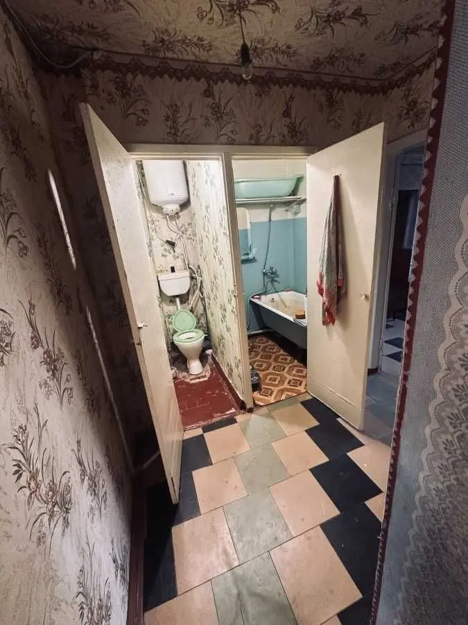 Фото Продаю 3 кімнатну квартиру, 68 кв. м, Шахтарської Слави бульв. (Артема) 4 Тернівка, ціна: 15000 USD, код 7779