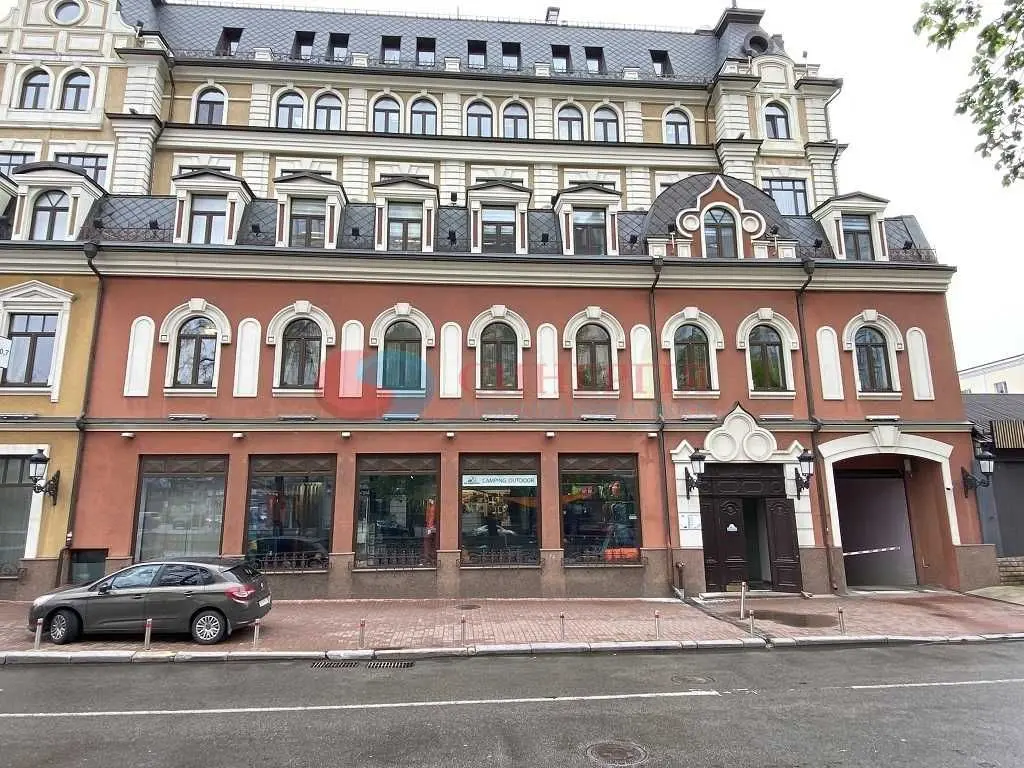 Фото Rent a retail space, Verkhnii Val Street  Kyiv for long-term rent, price: 375 UAH, code 7781