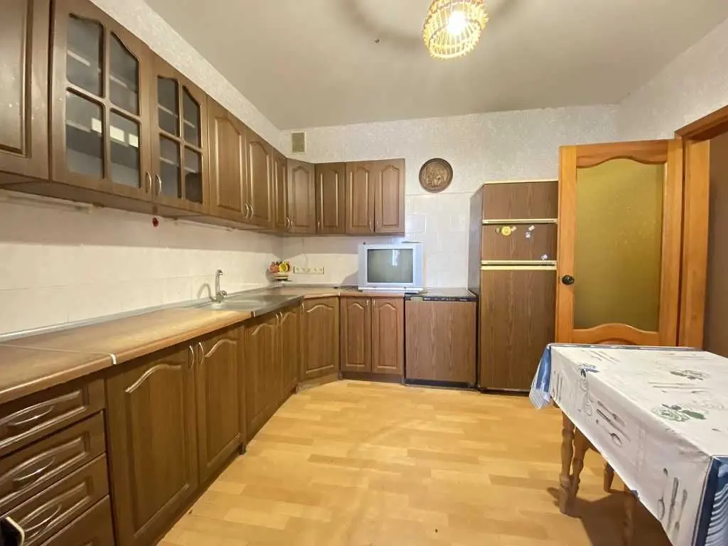 Фото Продаю 3 кімнатну квартиру, 99 кв. м, Володимира Жаботинського вул. (Муромська)  Київ, ціна: 105000 USD, код 7782