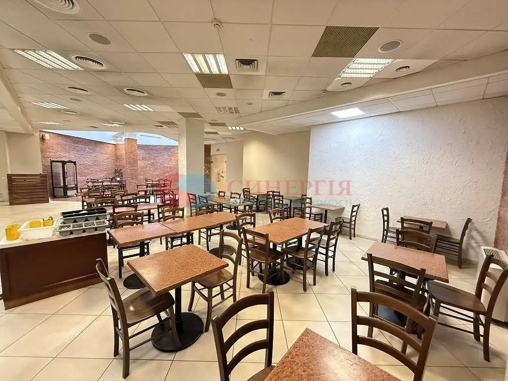 Фото Rent a retail space, Verkhnii Val Street  Kyiv for long-term rent, price: 100000 UAH, code 7783