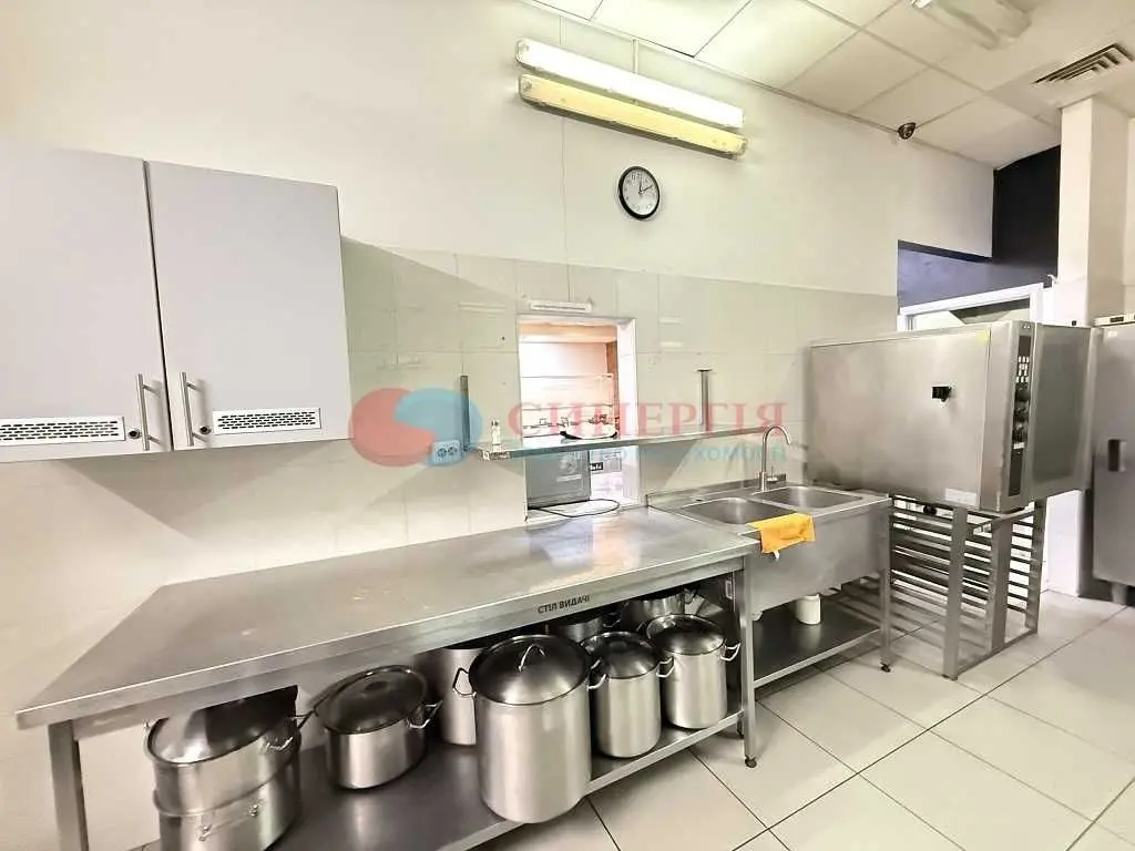 Фото Rent a retail space, Verkhnii Val Street  Kyiv for long-term rent, price: 100000 UAH, code 7783