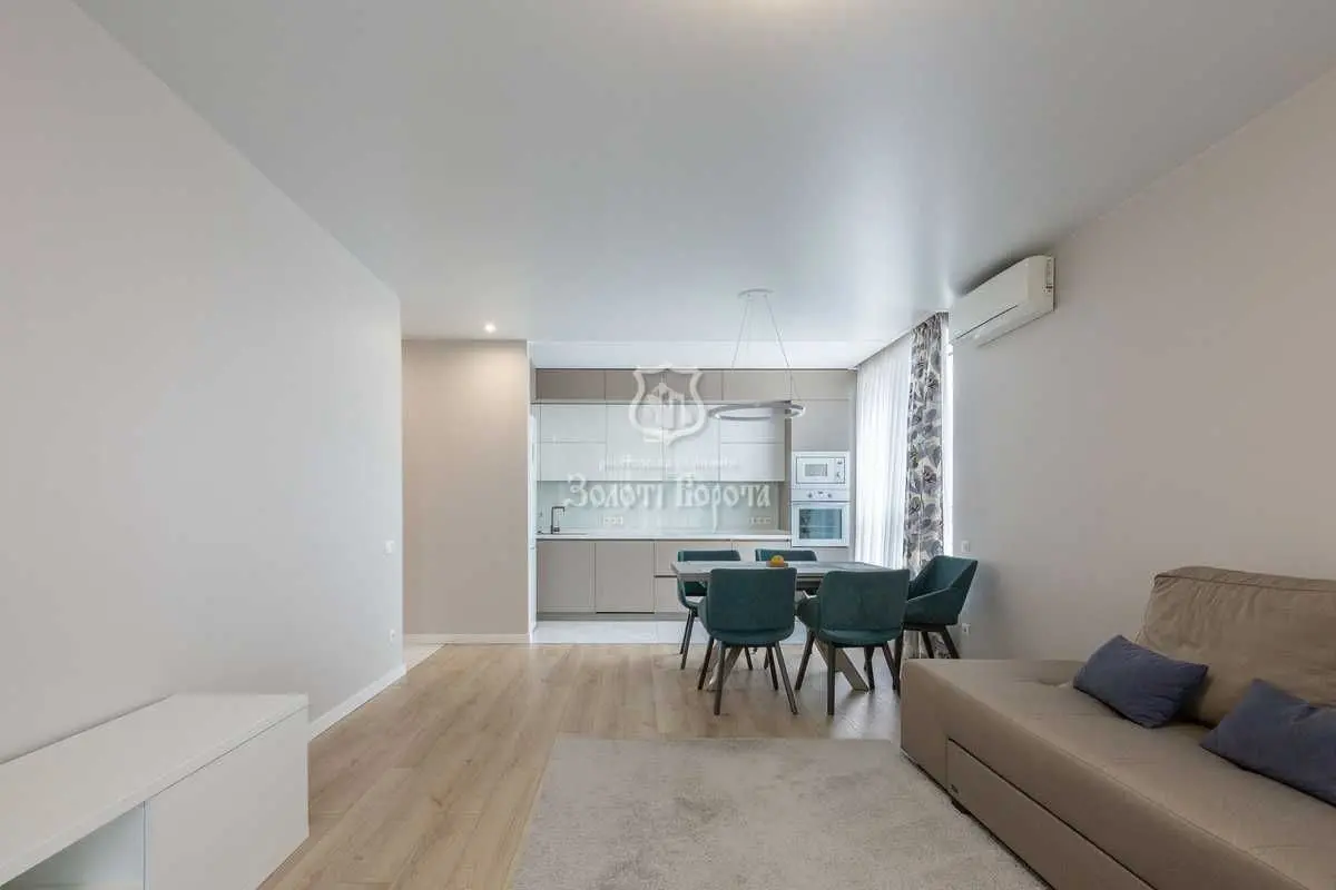 Фото Selling a 2-room apartment, 80.5 sq.m., Yevropeiskoho Soiuzu Avenue  Kyiv, price: 195000 USD, code 7788