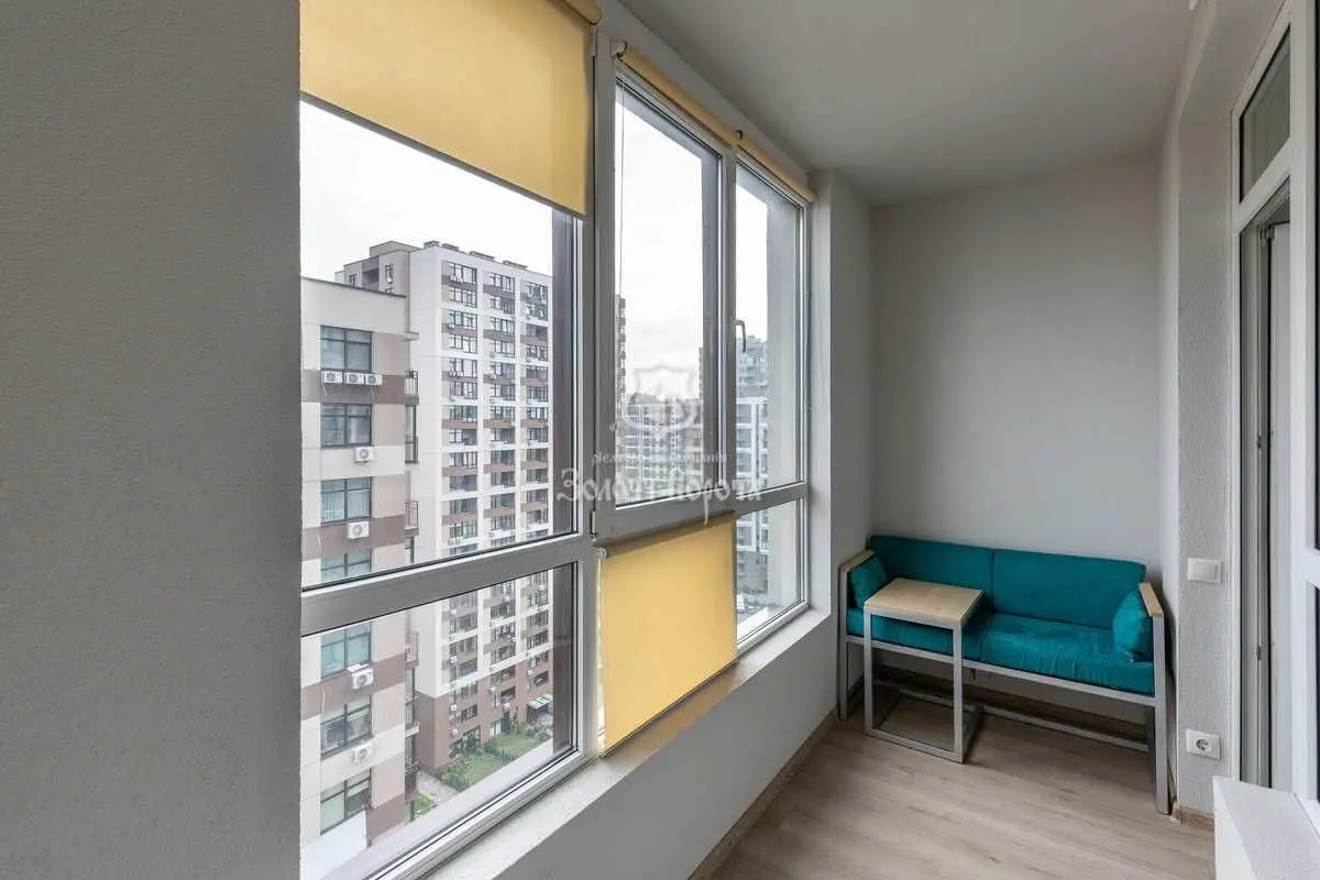 Фото Selling a 2-room apartment, 80.5 sq.m., Yevropeiskoho Soiuzu Avenue  Kyiv, price: 195000 USD, code 7788