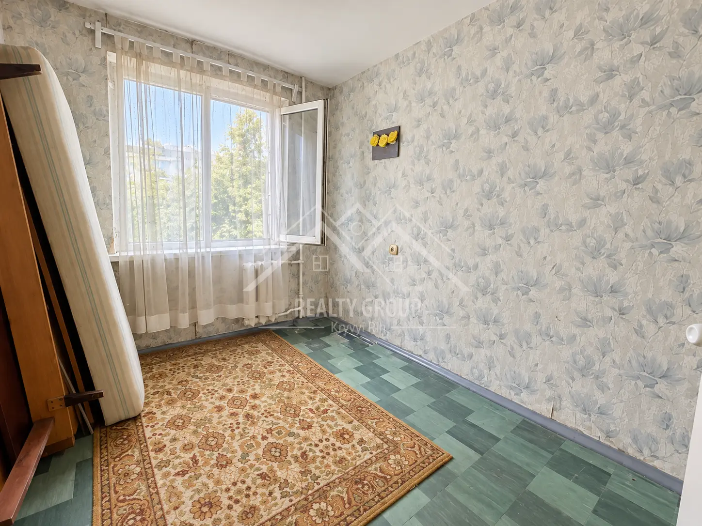 Фото Selling a 4-room apartment, 63 sq.m., Kosmonavtiv Street 24 Kryvyi Rih, price: 19800 $, code 7789