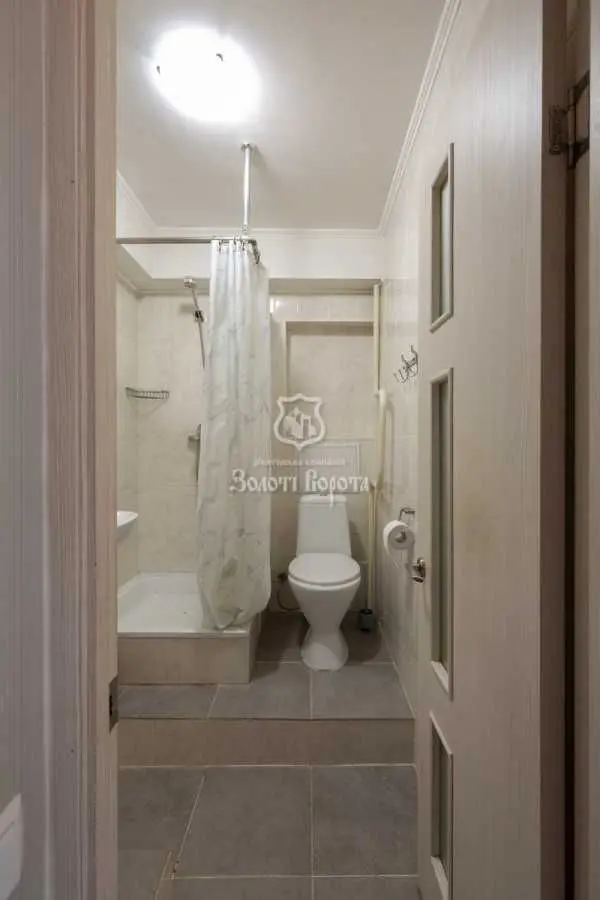 Фото Продаю 1-комнатную квартиру, 39.1 кв. м, Александра Довженко ул. 14б Киев, цена: 63000 USD, код 7796