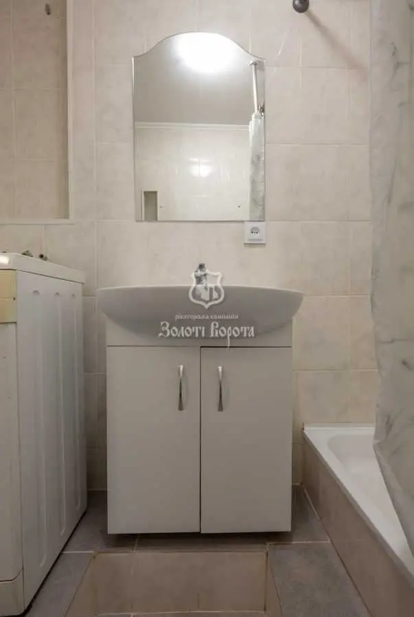 Фото Продаю 1-комнатную квартиру, 39.1 кв. м, Александра Довженко ул. 14б Киев, цена: 63000 USD, код 7796