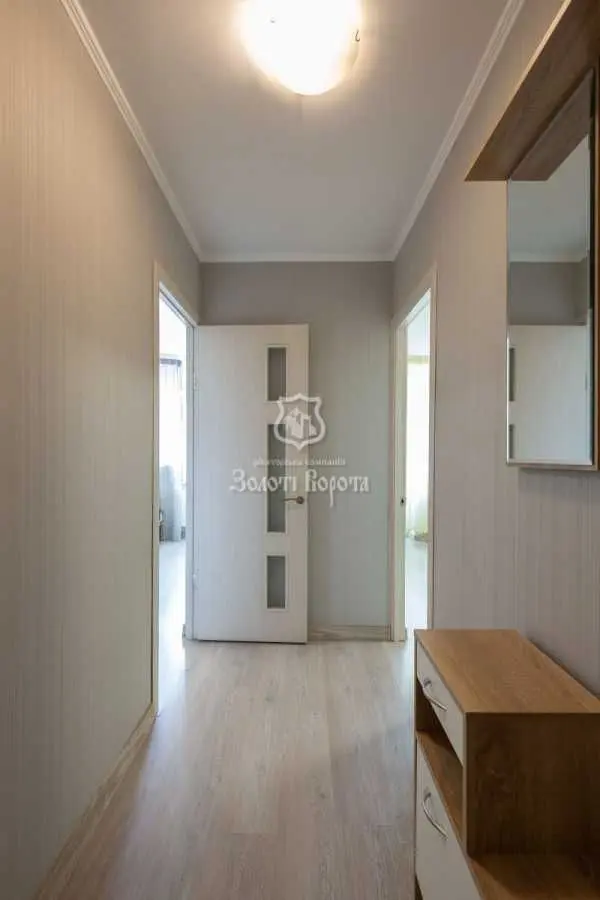 Фото Продаю 1-комнатную квартиру, 39.1 кв. м, Александра Довженко ул. 14б Киев, цена: 63000 USD, код 7796