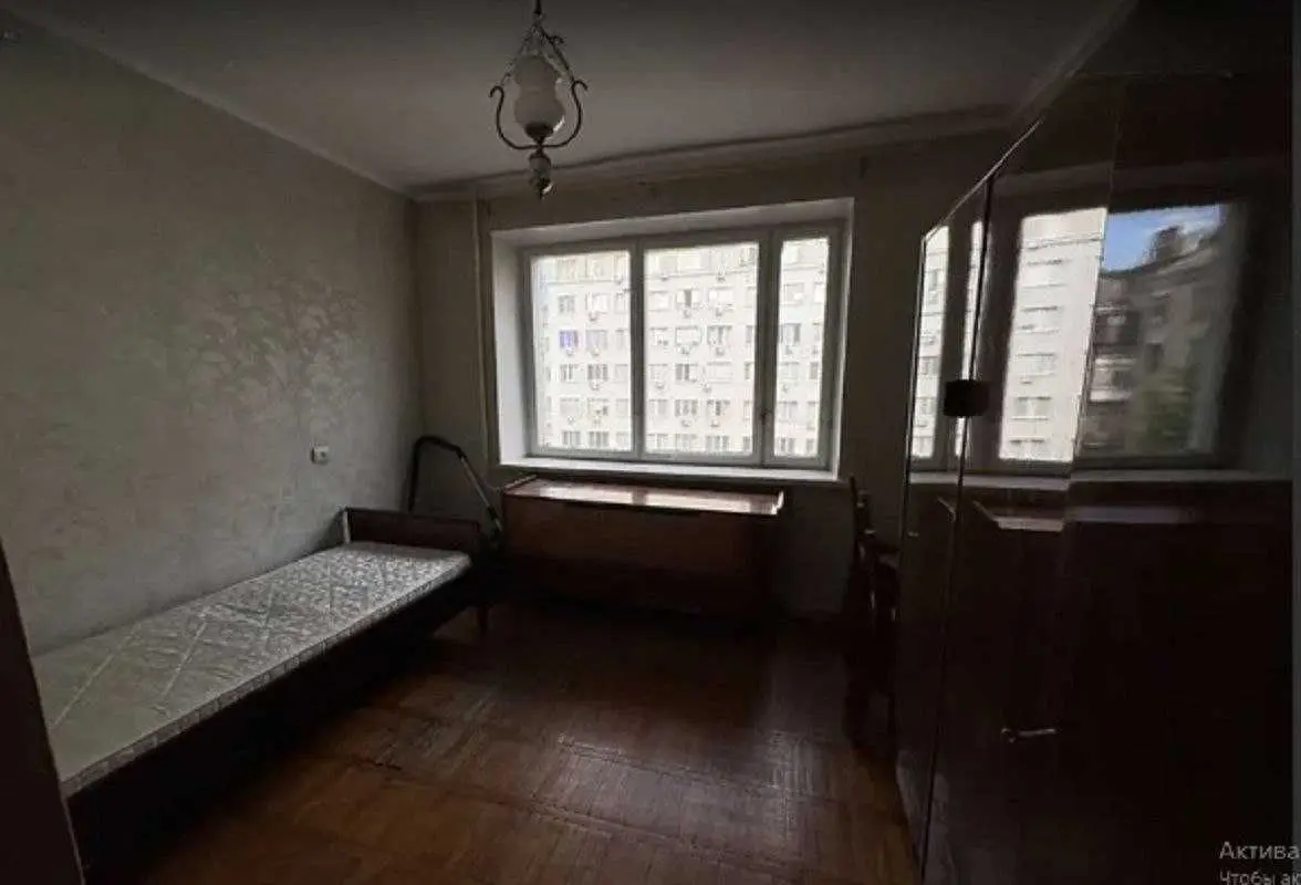 Фото Продаю 3 кімнатну квартиру, 70 кв. м, Предславинська вул. 26а Київ, ціна: 107000 USD, код 7797