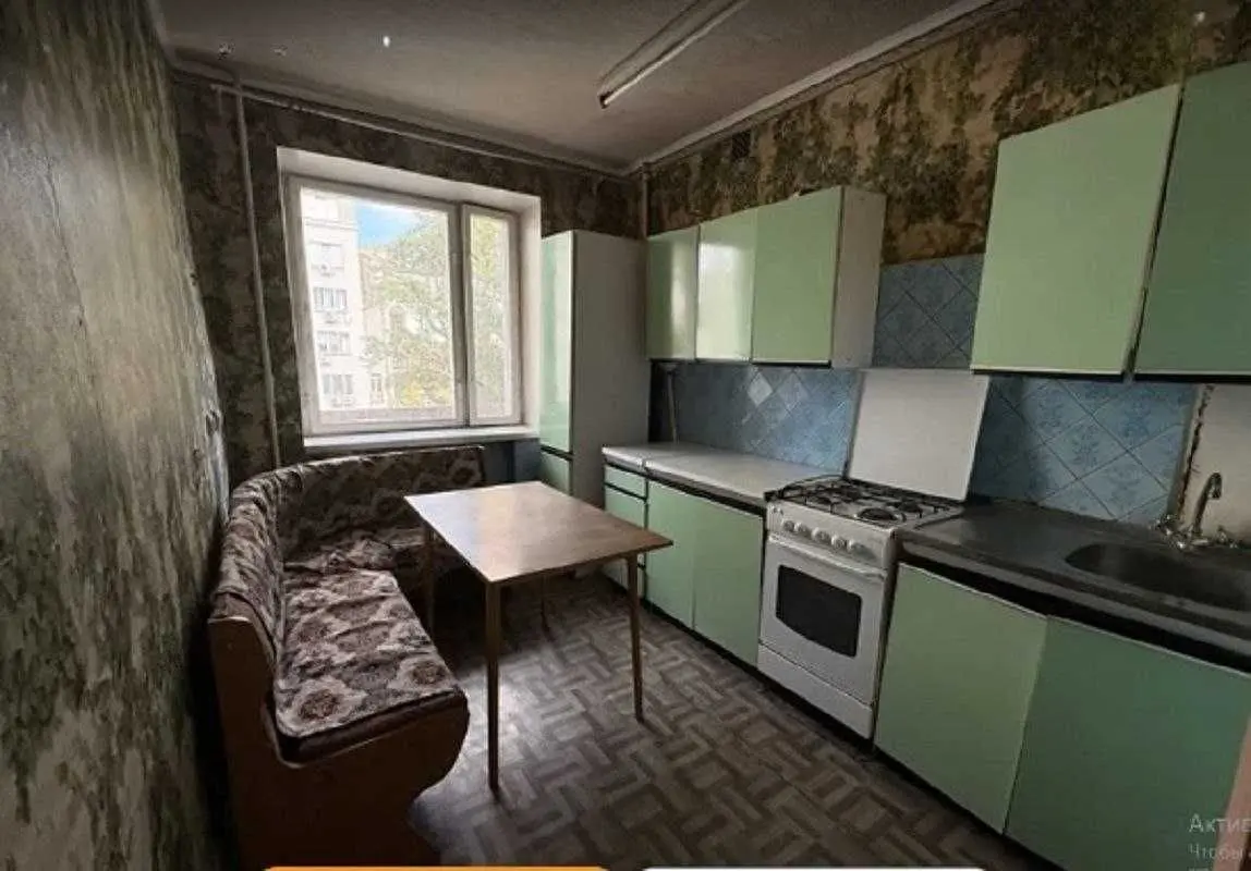 Фото Продаю 3 кімнатну квартиру, 70 кв. м, Предславинська вул. 26а Київ, ціна: 107000 USD, код 7797