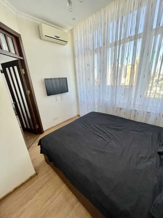 Фото Rent a 2-room apartment, Dmytrivska Street 82 Kyiv for long-term rent, price: 25000 UAH, code 7799