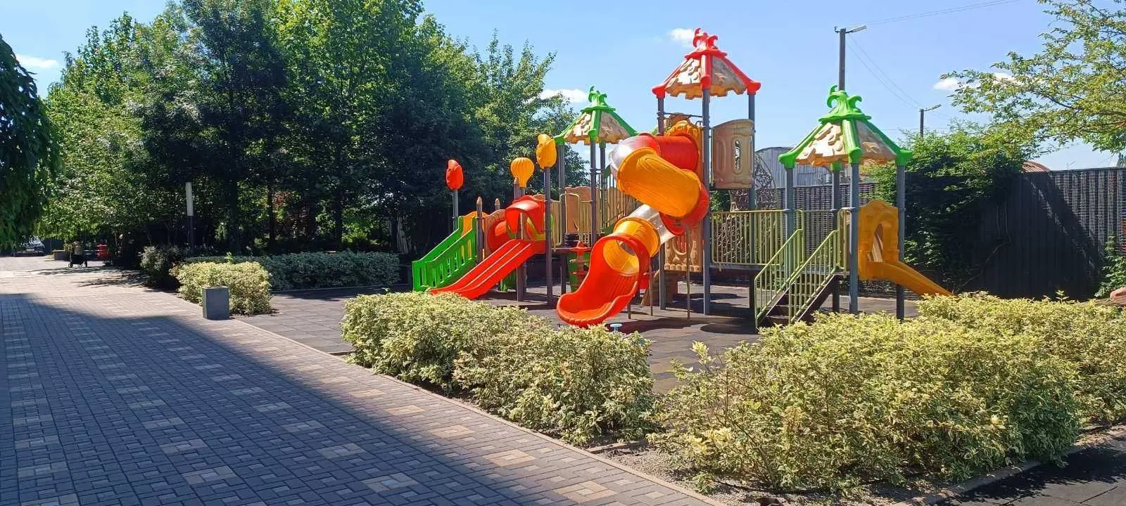 Фото Зняти 1 кімнатну квартиру, Кам’янська вул.  Київ в довгострокову оренду, ціна: 17000 UAH, код 7800