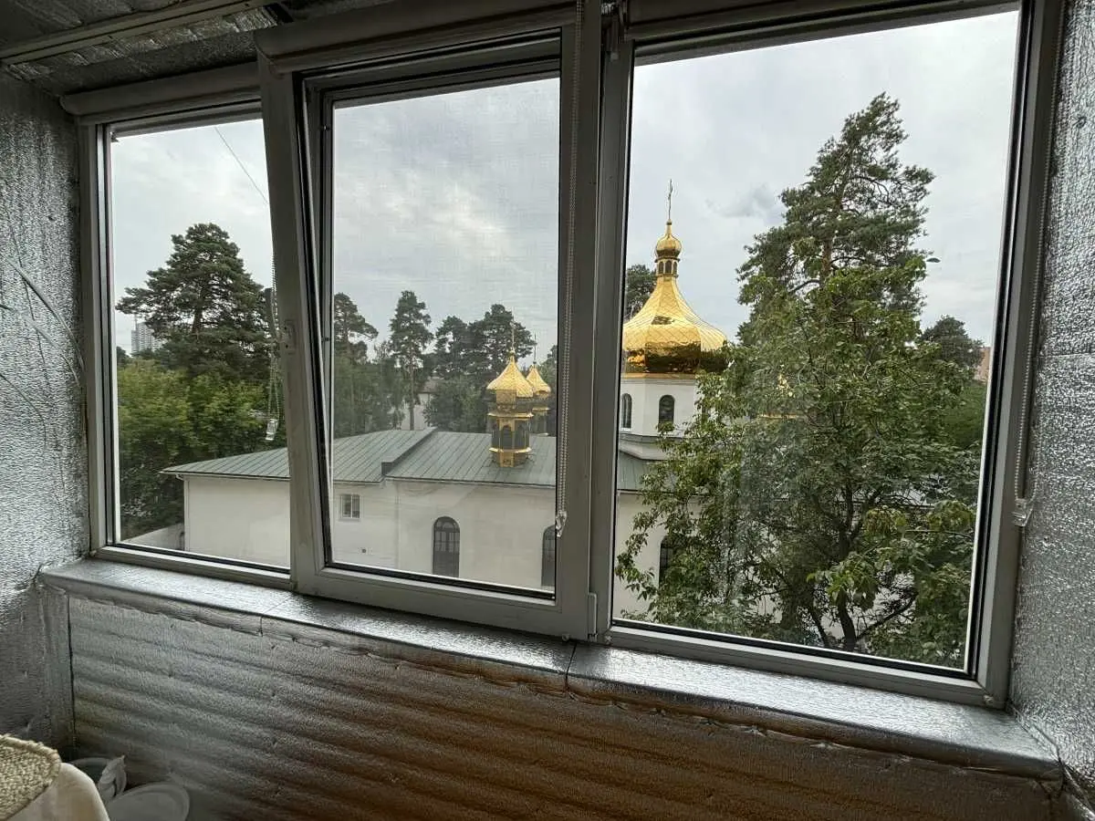 Фото Продаю 3 кімнатну квартиру, 70 кв. м, Юрія Литвинського вул. (Російська) 84 Київ, ціна: 77000 USD, код 7805