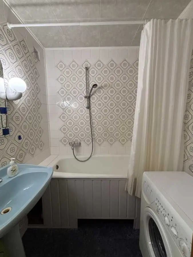 Фото Продаю 3 кімнатну квартиру, 70 кв. м, Юрія Литвинського вул. (Російська) 84 Київ, ціна: 77000 USD, код 7805
