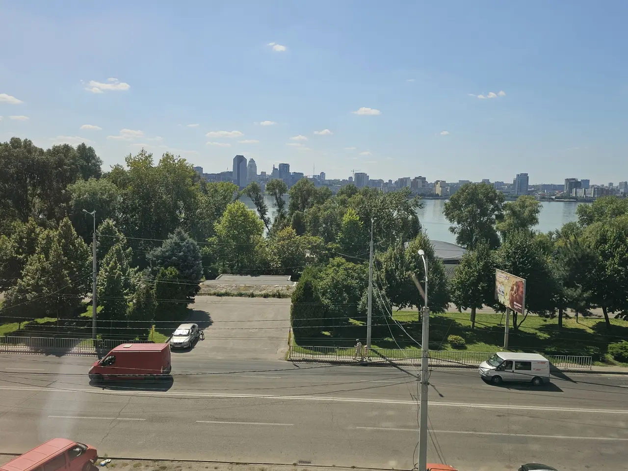 Фото Продаю 1 кімнатну квартиру, 36 кв. м, Сонячна Набережна вул. (Маршала Малиновського) 34 Дніпро, ціна: 32999 $, код 7807