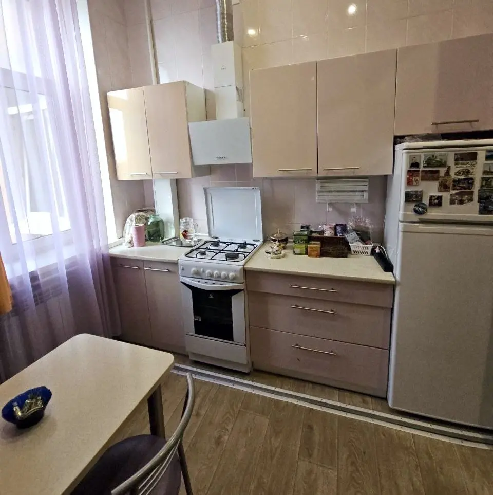 Фото Продаю 2 кімнатну квартиру, 54 кв. м, Придніпровська вул. 1 Дніпро, ціна: 34500 $, код 7808
