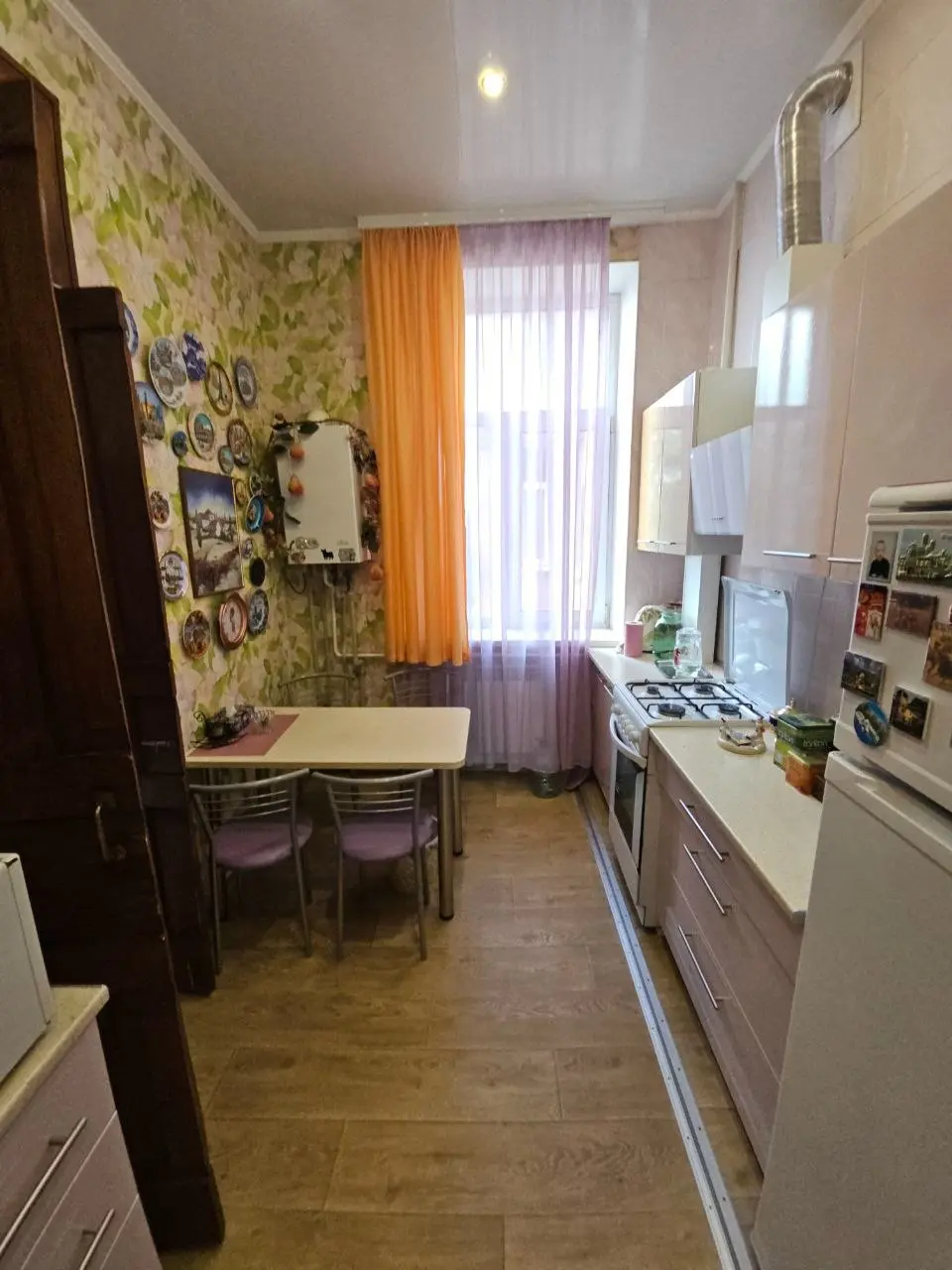 Фото Продаю 2 кімнатну квартиру, 54 кв. м, Придніпровська вул. 1 Дніпро, ціна: 34500 $, код 7808