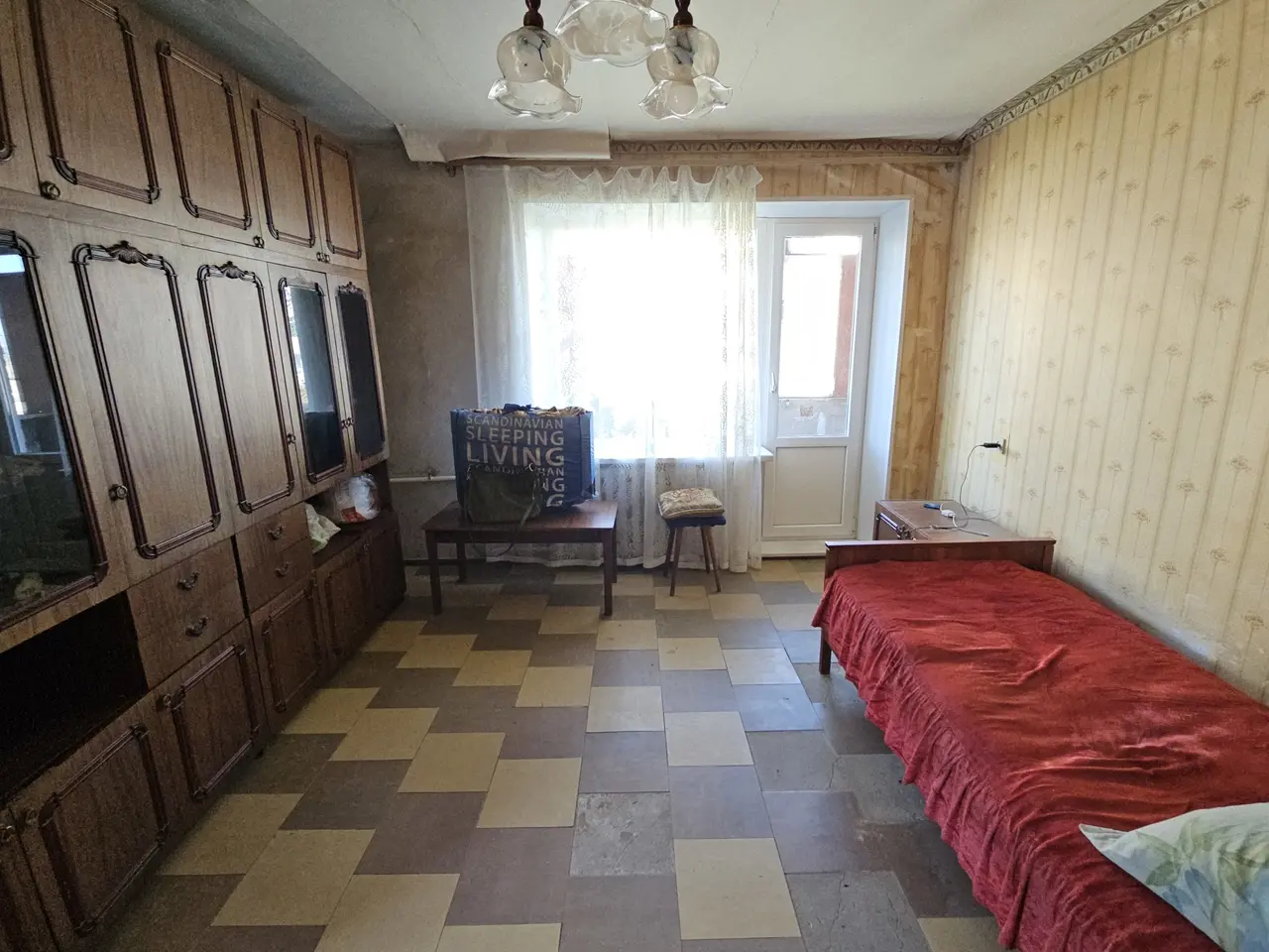 Фото Продаю 1 кімнатну квартиру, 42 кв. м, Менахем-Мендл Шнеєрсона вул. (Мініна) 15 Дніпро, ціна: 26000 $, код 7809
