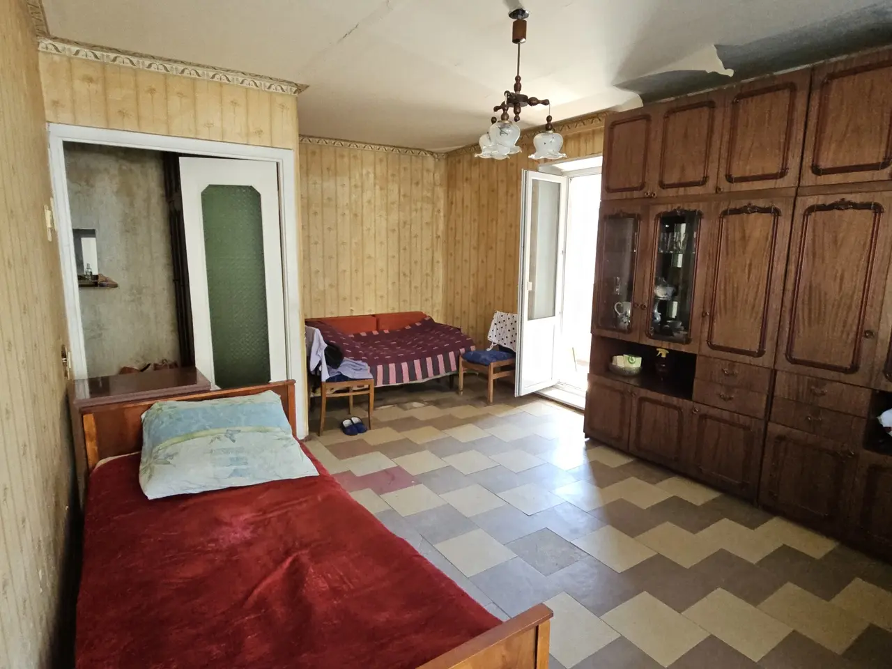 Фото Продаю 1 кімнатну квартиру, 42 кв. м, Менахем-Мендл Шнеєрсона вул. (Мініна) 15 Дніпро, ціна: 26000 $, код 7809