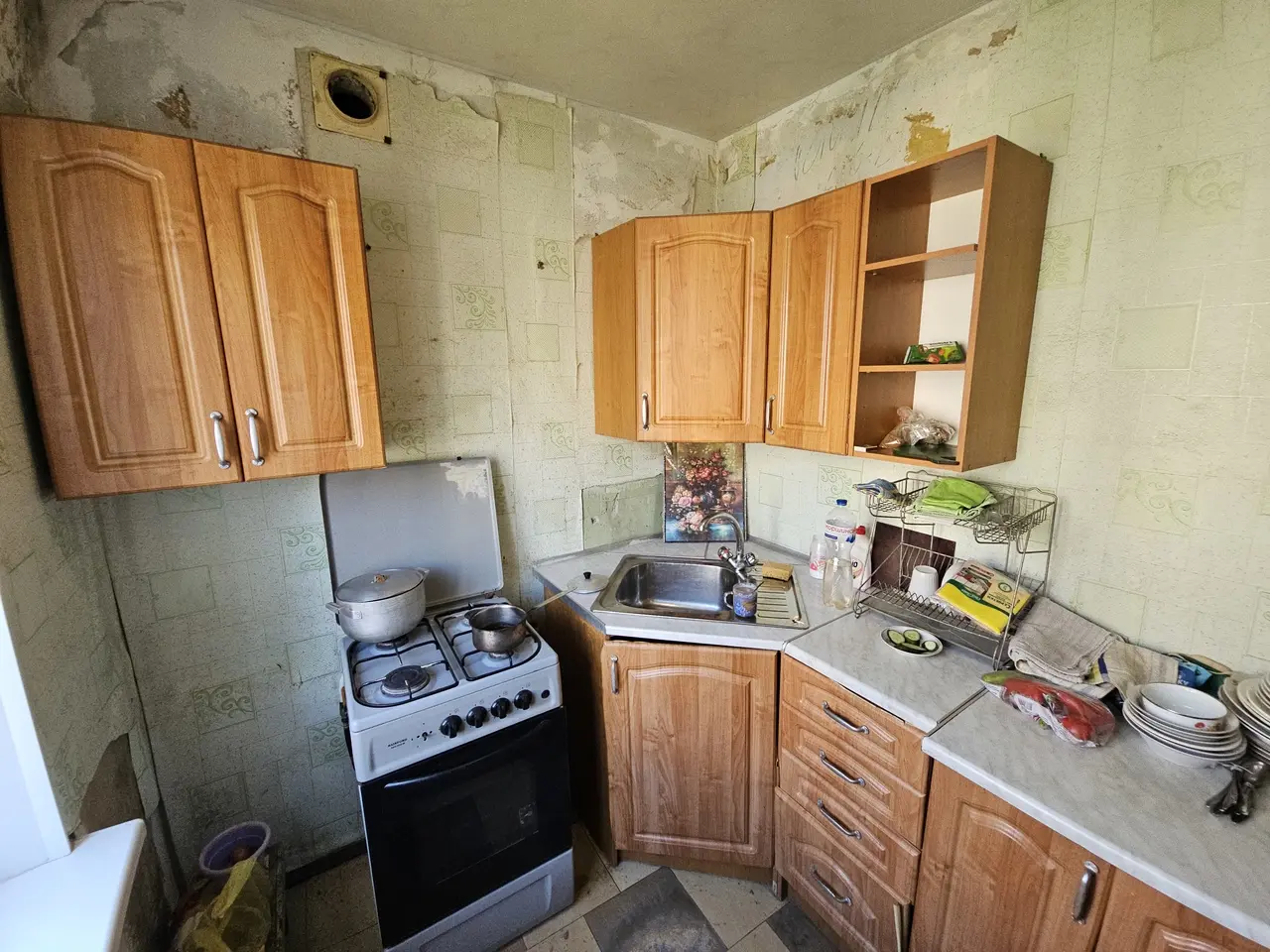 Фото Продаю 1 кімнатну квартиру, 42 кв. м, Менахем-Мендл Шнеєрсона вул. (Мініна) 15 Дніпро, ціна: 26000 $, код 7809