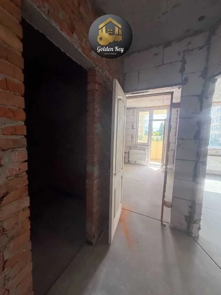 Фото Продаю 1 кімнатну квартиру, 37.2 кв. м, Чубинське, ціна: 37500 USD, код 7812