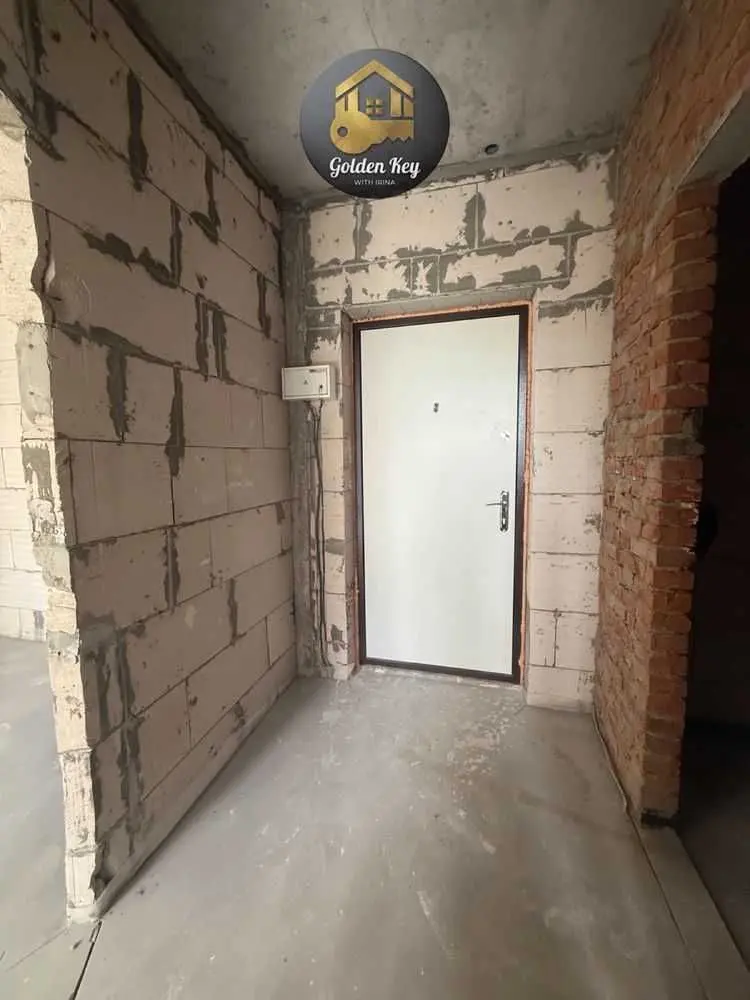 Фото Продаю 1 кімнатну квартиру, 37.2 кв. м, Чубинське, ціна: 37500 USD, код 7812