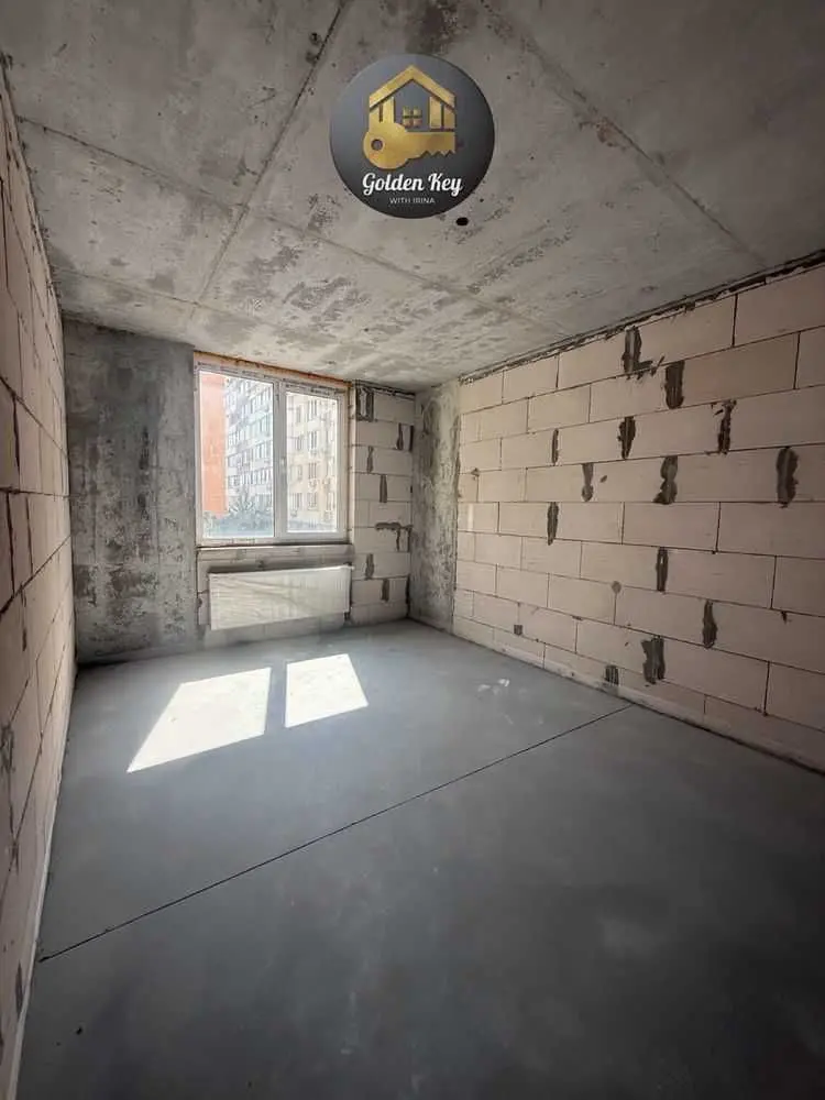 Фото Продаю 1 кімнатну квартиру, 37.2 кв. м, Чубинське, ціна: 37500 USD, код 7812