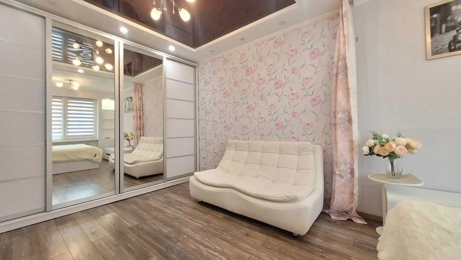 Фото Rent a 1-room apartment, Mezhova Street  Kyiv for long-term rent, price: 20000 UAH, code 7819