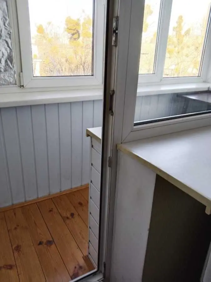Фото Selling a 1-room apartment, 26 sq.m., Peremohy Avenue  Kyiv, price: 38000 USD, code 7822