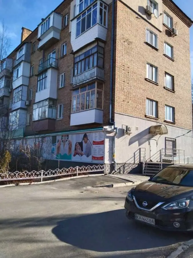 Фото Selling a 1-room apartment, 26 sq.m., Peremohy Avenue  Kyiv, price: 38000 USD, code 7822