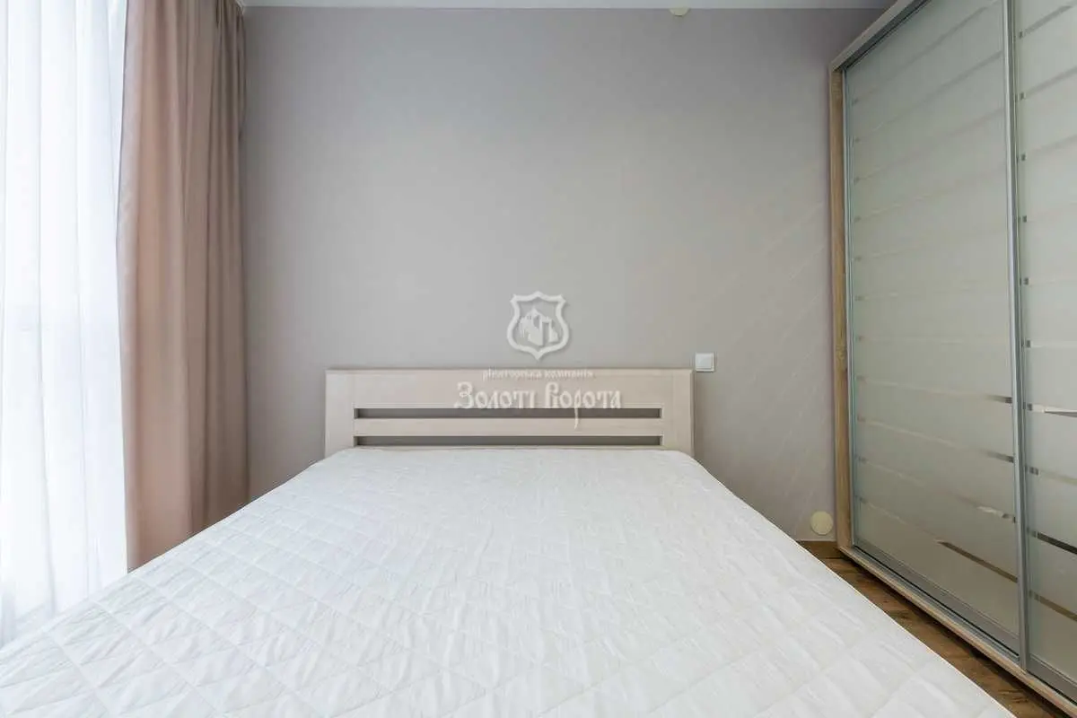 Фото Selling a 1-room apartment, 35.7 sq.m., Kriukivshchyna, price: 72000 USD, code 7823