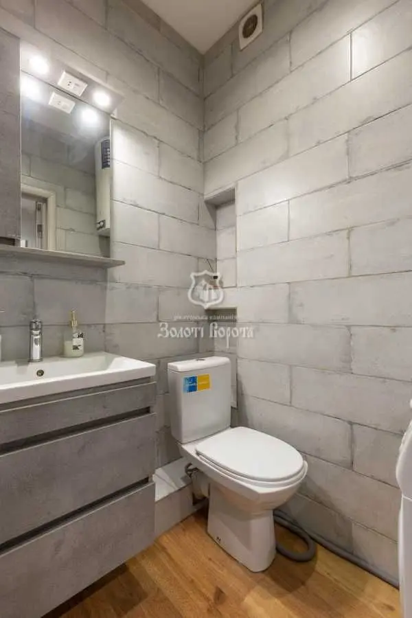 Фото Selling a 1-room apartment, 35.7 sq.m., Kriukivshchyna, price: 72000 USD, code 7823