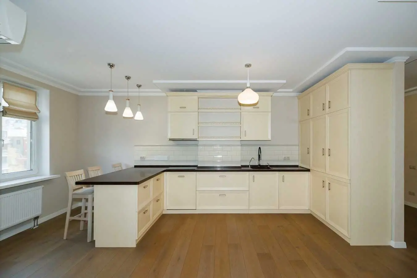 Фото Selling a 4-room apartment, 143.5 sq.m., Dmytrivska Street 75 Kyiv, price: 315000 USD, code 7825