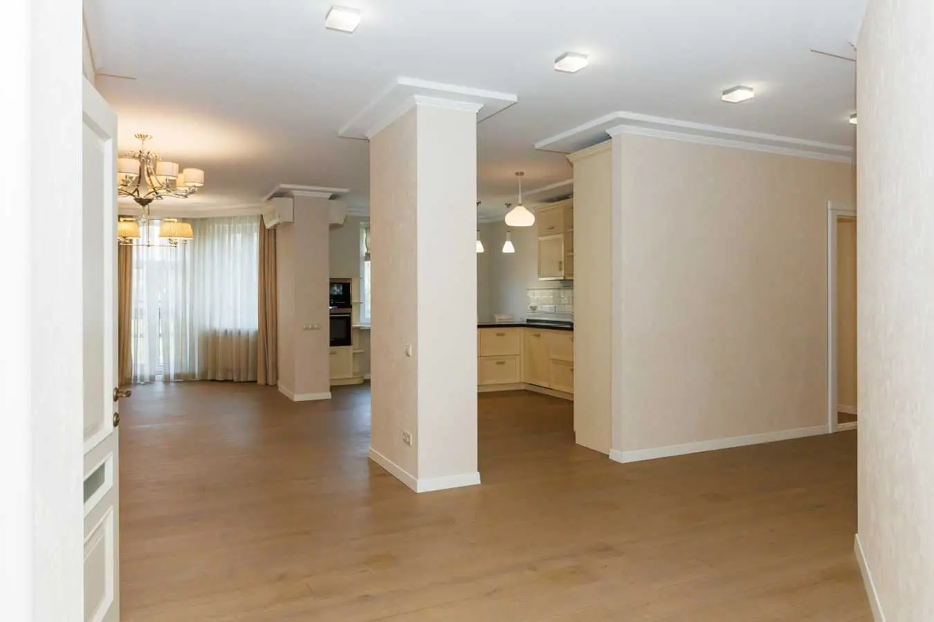 Фото Selling a 4-room apartment, 143.5 sq.m., Dmytrivska Street 75 Kyiv, price: 315000 USD, code 7825