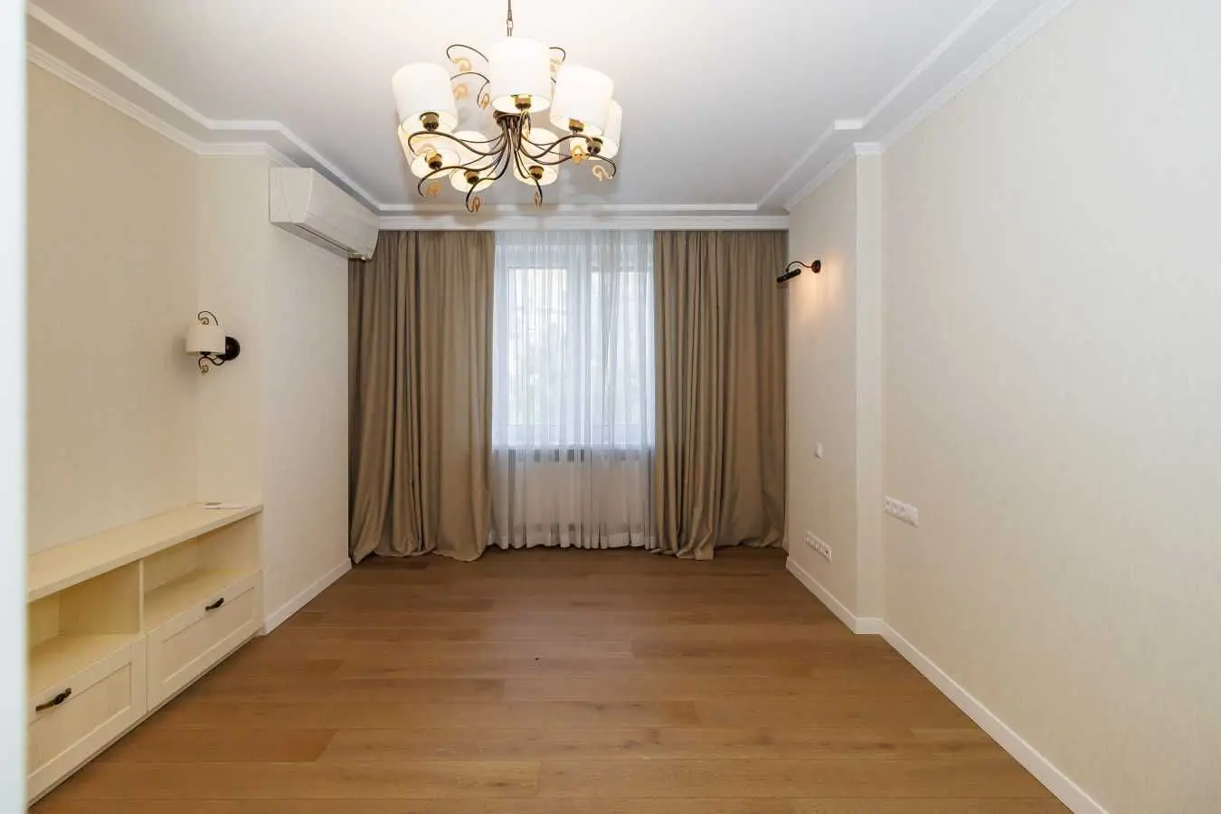 Фото Selling a 4-room apartment, 143.5 sq.m., Dmytrivska Street 75 Kyiv, price: 315000 USD, code 7825