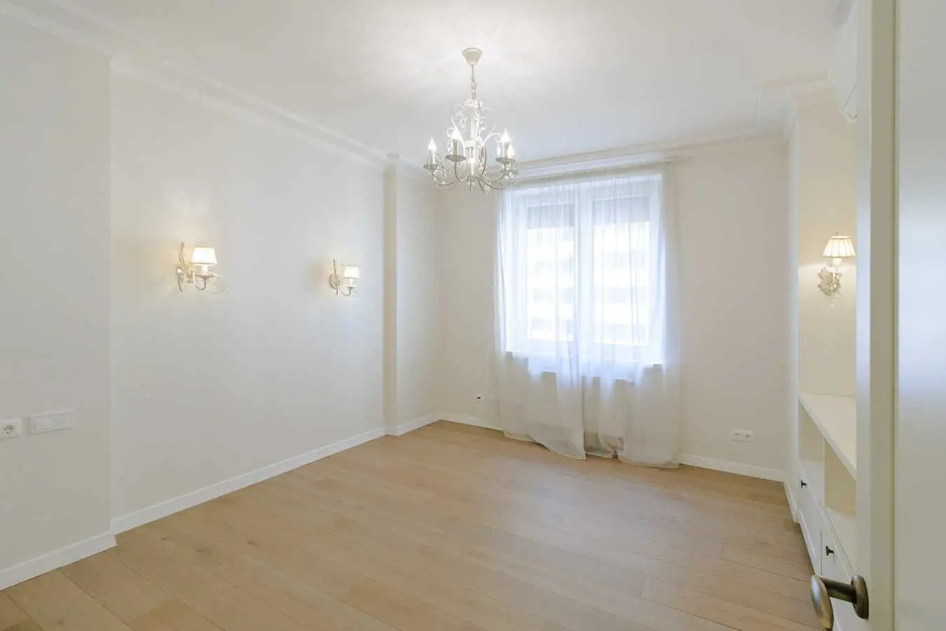 Фото Selling a 4-room apartment, 143.5 sq.m., Dmytrivska Street 75 Kyiv, price: 315000 USD, code 7825