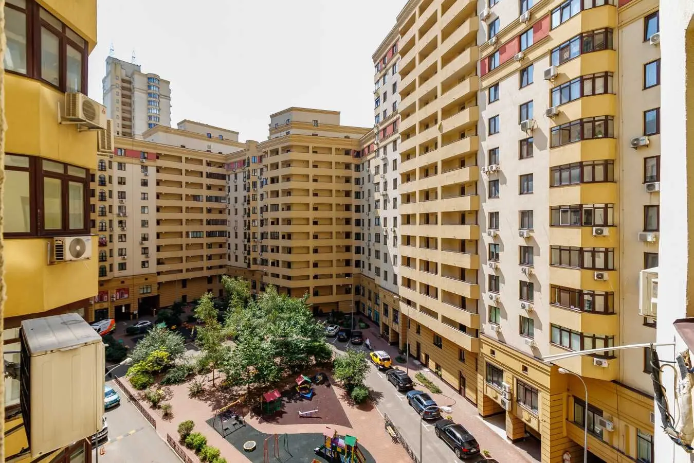 Фото Selling a 4-room apartment, 143.5 sq.m., Dmytrivska Street 75 Kyiv, price: 315000 USD, code 7825