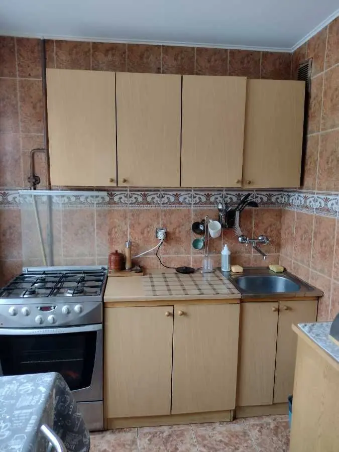 Фото Зняти 3 кімнатну квартиру, Маршала Конєва вул.  Київ в довгострокову оренду, ціна: 5000 UAH, код 7828