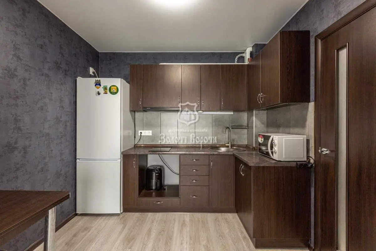Фото Продаю 1 кімнатну квартиру, 36.8 кв. м, Стеценка вул. 75м Київ, ціна: 71000 USD, код 7830