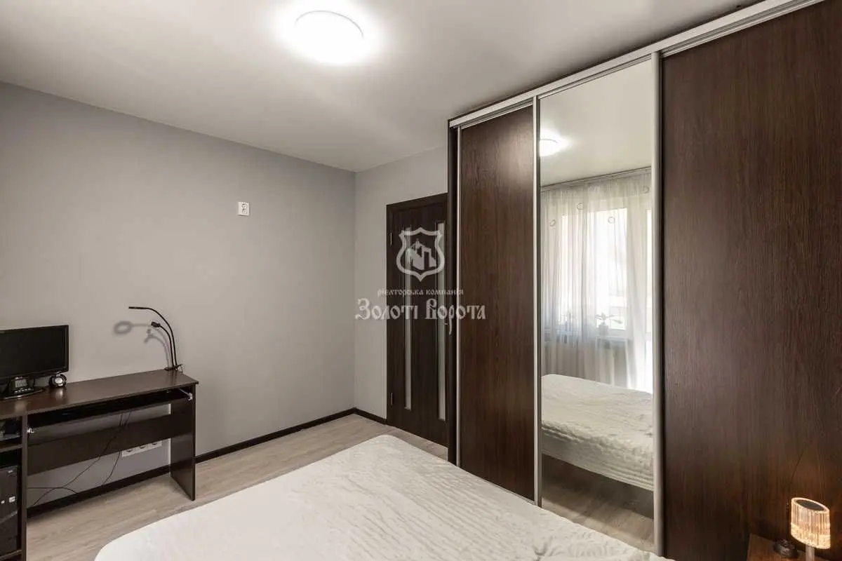 Фото Продаю 1 кімнатну квартиру, 36.8 кв. м, Стеценка вул. 75м Київ, ціна: 71000 USD, код 7830
