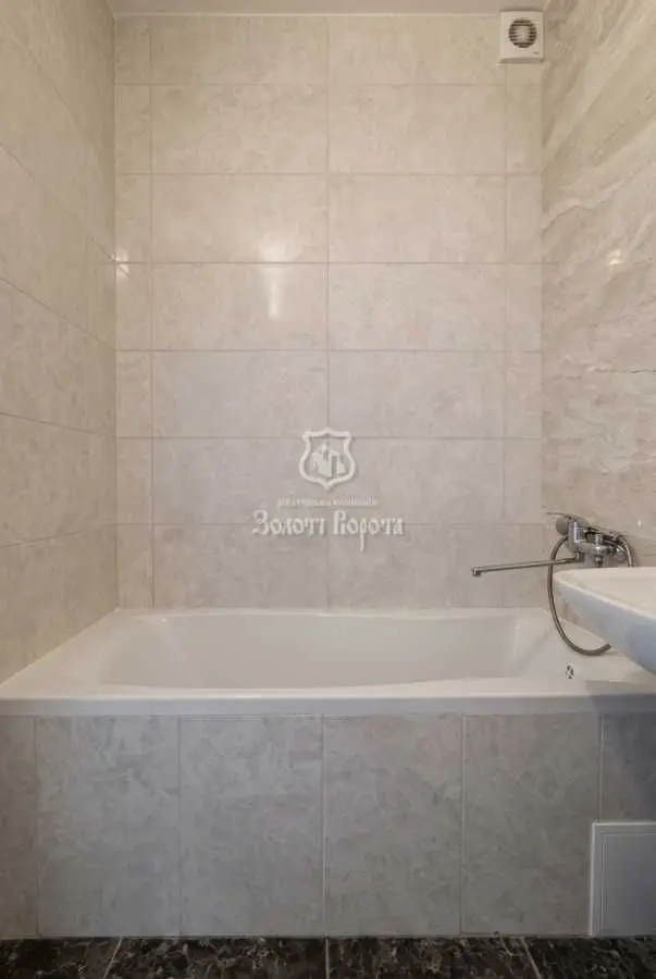 Фото Продаю 1 кімнатну квартиру, 17 кв. м, Софіївська Борщагівка, ціна: 25000 USD, код 7831