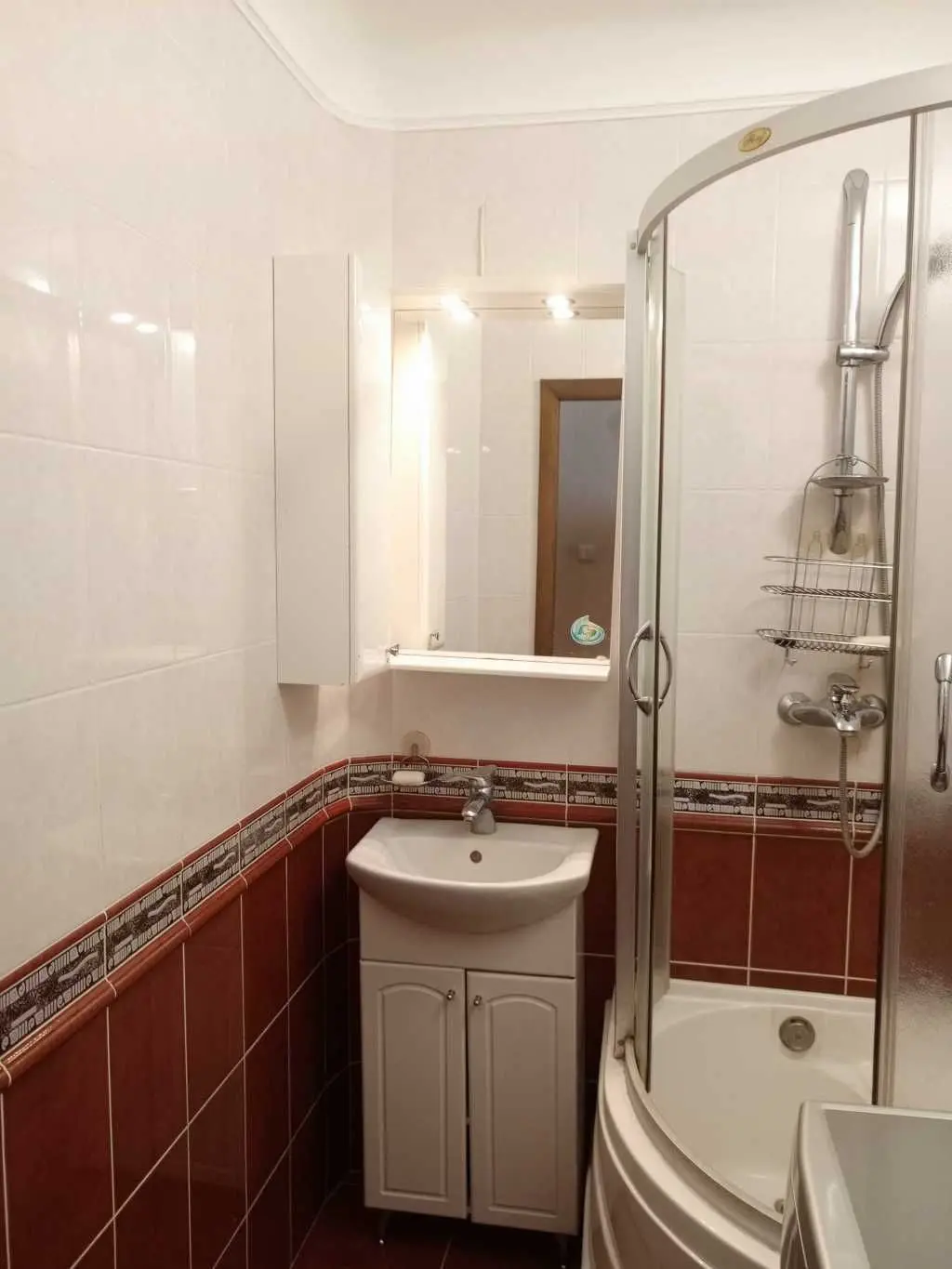 Фото Продаю 3 кімнатну квартиру, 69 кв. м, Лесі Українки просп. (50 років Жовтня) 58 Кременчук, ціна: 58999 USD, код 7836