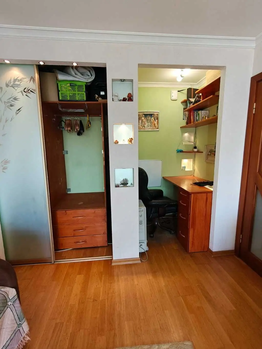 Фото Rent a 1-room apartment, Winston Churchill Street (Chervonotkatska Street)  Kyiv for long-term rent, price: 13000 UAH, code 7839