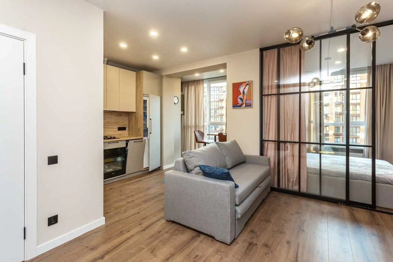 Фото Продаю 1 кімнатну квартиру, 35 кв. м, Миру вул.  Новосілки, ціна: 79990 USD, код 7840