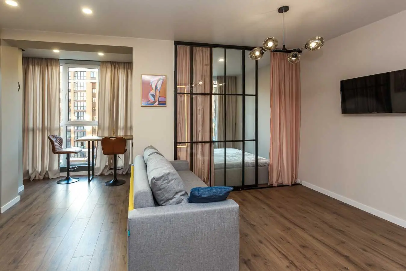 Фото Продаю 1 кімнатну квартиру, 35 кв. м, Миру вул.  Новосілки, ціна: 79990 USD, код 7840