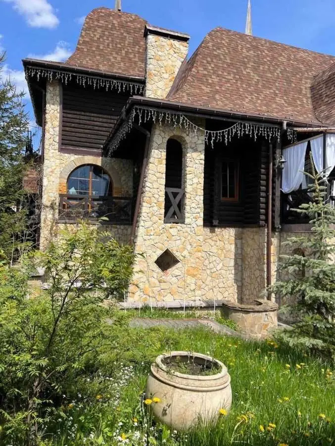 Фото Продаю комерційну нерухомість, 380 кв. м, Карпатська вул.  Трускавець, ціна: 600000 USD, код 7841