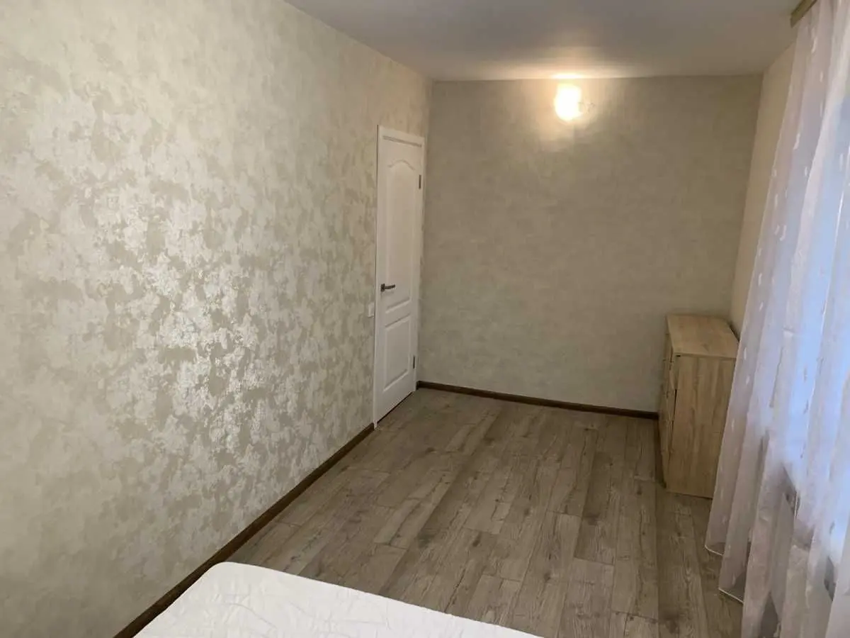 Фото Зняти 2 кімнатну квартиру, Нивська вул. (Невська) 7 Київ в довгострокову оренду, ціна: 20000 UAH, код 7843