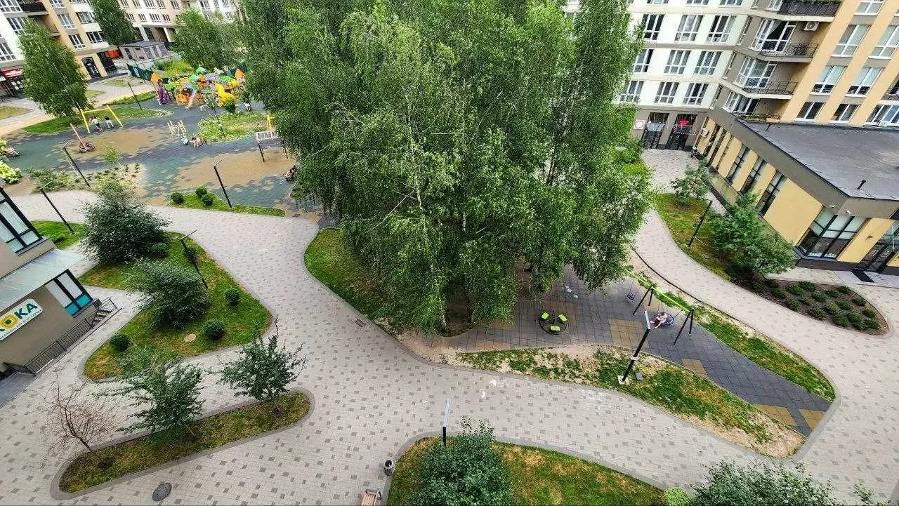 Фото Selling a 2-room apartment, 67 sq.m., Viacheslava Chornovola Street  Brovary, price: 85000 USD, code 7844