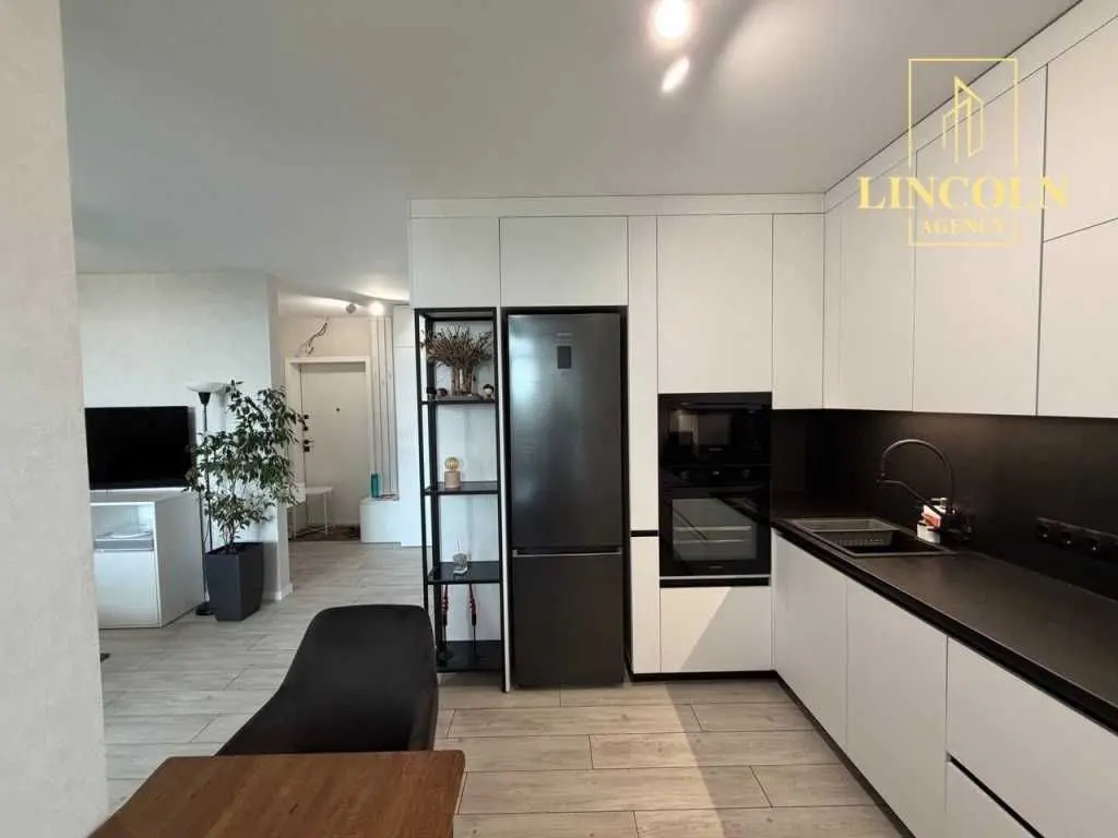 Фото Selling a 1-room apartment, 46 sq.m., Václav Havel Boulevard (Ivana Lepse Boulevard)  Kyiv, price: 84999 USD, code 7854