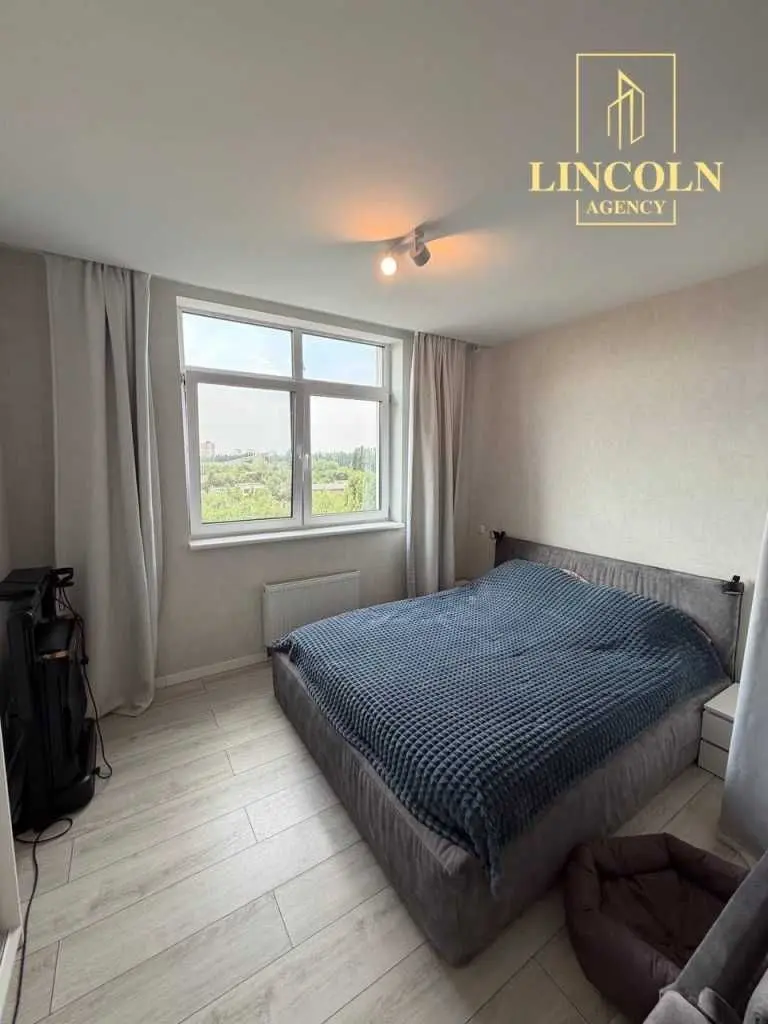 Фото Selling a 1-room apartment, 46 sq.m., Václav Havel Boulevard (Ivana Lepse Boulevard)  Kyiv, price: 84999 USD, code 7854